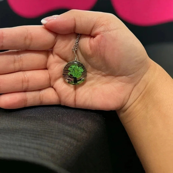 Resin Flower Pressed & Tree Circle Pendant Charm Stainless Steel Necklace - Picture 2 of 2